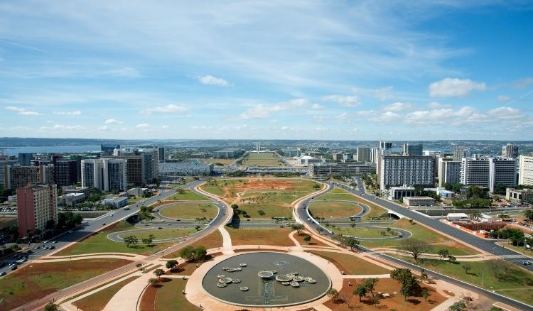 Melhores fornecedores de roupas em Brasília